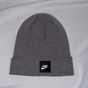 NWOT nike grey beanie